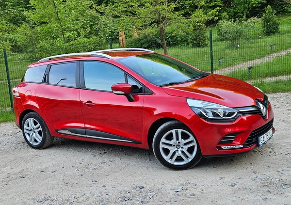 Renault Clio cena 37700 przebieg: 137000, rok produkcji 2017 z Gdynia małe 781